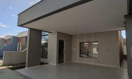Vendo casa no condomínio casas de Milão localizado no Bairro SIM em Feira de Santana