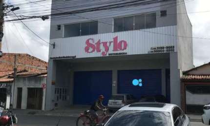 Ponto comercial no feira Guai ,  Centro de Feira de Santana-BA: 3 salas, 2 banheiros, 1 vaga de garagem, 620m² de área!