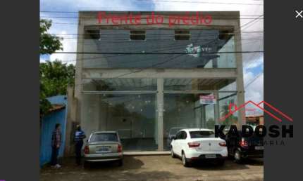 Excelente oportunidade: Ponto comercial à venda no bairro São João em Feira de Santana-BA, com 3 salas, 4 banheiros e 300,00 m² de área!