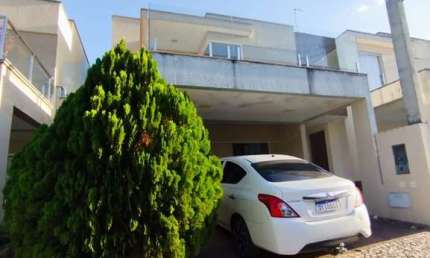 Casa para venda no Condominio Supremo Residencial Club, localizado no Bairro SIM em Feira de Santana