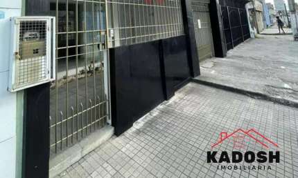 Excelente oportunidade de investimento: Ponto Comercial à venda no Centro de Feira de Santana-BA, com 6 salas, 2 banheiros, 5 vagas de garagem e 293m².