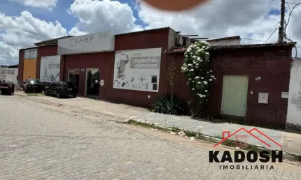 Galpão Comercial para Locação em Feira de Santana  no bairro Lagoa Grande, em uma localização privilegiada próximo à concessionária Mitsubishi.