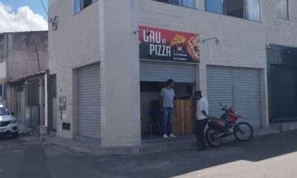 Excelente oportunidade de investimento: Ponto comercial disponível para venda localizado na Rua Nova em Feira de Santana!