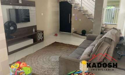 Imperdível! Casa à venda em Feira de Santana-BA, Jardim Cruzeiro, 3 quartos, 1 suíte, 2 banheiros, 1 vaga, 99,33 m².