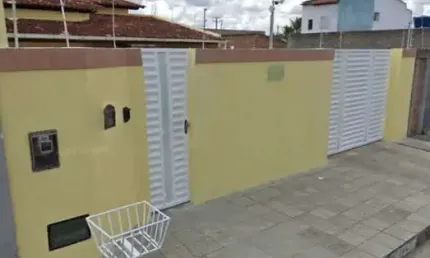 CASA DISPONÍVEL À VENDA LOCALIAZADA NO BAIRRO TOMBA EM FEIRA DE SANTANA