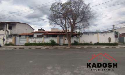 Imperdível oportunidade de adquirir casa com 3 quartos e 1 suíte em Sobradinho, Feira de Santana-BA!