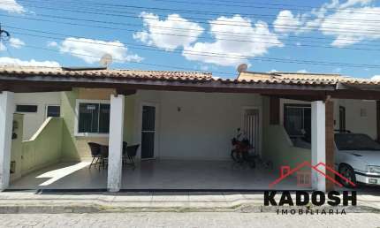 Venda de Casa em Condomínio no Parque Ipê, Feira de Santana-BA: 2 Quartos, 1 Sala, 1 Banheiro, 2 Vagas e 75m². Aproveite!