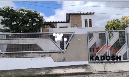 Casa com 4 quartos para alugar na Quadra A, Queimadinha, Feira de Santana, 200 m2 por R$ 2.000
