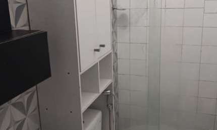 Apartamento Kitnet Mobiliado disponível para Locação, localizado no Bairro Santa Mônica em Feira de Santana