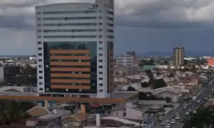 Sala comercial com 1 sala para alugar na Rua Nova York, Santa Mônica, Feira de Santana