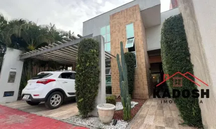 LINDO SOBRADO EM CONDOMÍNIO FECHADO - COISA DE NOVELA