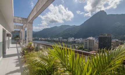 Imóvel para venda possui 501 metros quadrados com 4 quartos em Lagoa - Rio de Janeiro - RJ