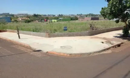 Terreno à venda na Avenida da Laguna, Jardim Canadá, Sarandi