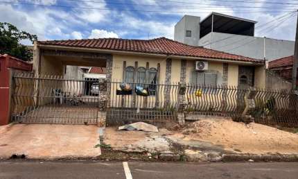 VENDA | Casa, com 4 quartos em Jardim Panorama, Sarandi
