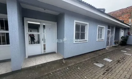 Chave de Casa 2 dormitórios em pequeno condomínio no Jardim do Bosque em Cachoeirinha, Compra assistida ou vendo a chave.