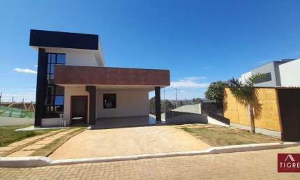 Casa em condomínio fechado com 3 quartos à venda na 22, 1, Residencial Park I, Vespasiano por R$ 1.200.000
