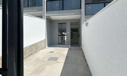 Casa com 2 quartos à venda na Rua Heitor Guimarães, 55, São João Batista, Belo Horizonte por R$ 439.000