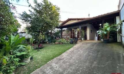 Casa com 4 quartos à venda na Rua Dona Queridinha, 41, Itapoã, Belo Horizonte por R$ 1.100.000