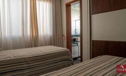 Casa em condomínio fechado com 3 quartos à venda na Rua dos Senadores, 73, Balneário Água Limpa, Nova Lima por R$ 1.800.000