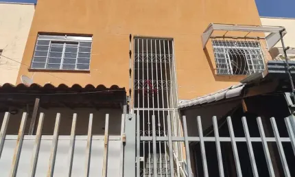 Casa com 2 quartos para alugar na rua são miguel, 1, itapoã, belo horizonte por r$ 2.000