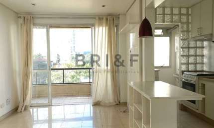 Apartamento para locação65m² 2 quartos sendo 1 suíte, varanda, cozinha americana e 1 vaga Campo Belo