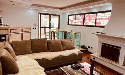 COBERTURA À VENDA/LOCAÇÃO NO BROOKLIN, 260 M², 3 QUARTOS, 1 SUÍTE, PISCINA, CHURRASQUEIRA E 3 VAGAS