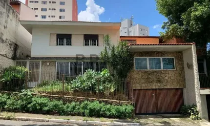 Casa p/ venda / locação no brooklin, 291m², 5 quartos, piscina, churrasqueira e 4 vagas.