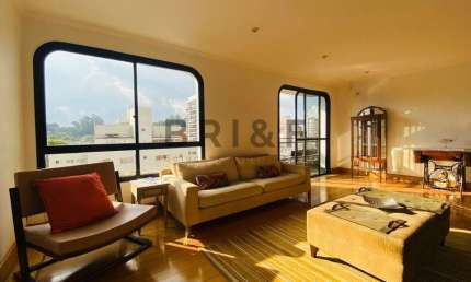 Apartamento duplex para venda ou locação  4 dormitórios sendo 3 suítes, 4 vagas  com 350m²