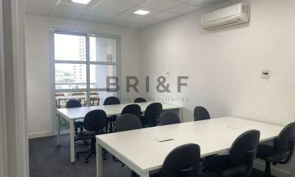 Casa comercial com 2 salas para alugar na Avenida Doutor Chucri Zaidan, 1550, Vila Cordeiro, São Paulo