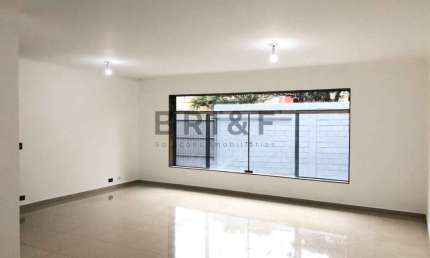 Casa Comercial à venda ou locação, 290m², 6 salas, 15 vagas de garagem. Planalto Paulista