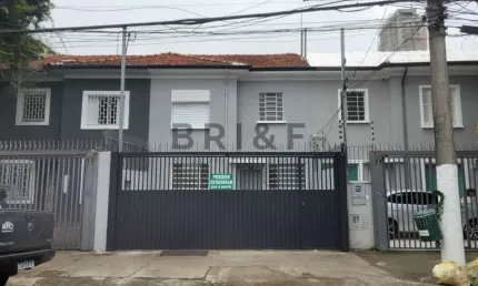 SOBRADO PARA LOCAÇÃO  E VENDA COM 120M² 3 DORMITÓRIOS, 1 SUÍTE E 2 VAGAS NO BROOKLIN