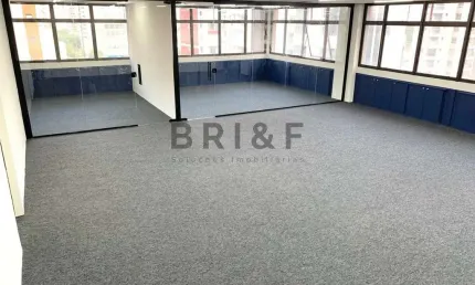 Aluga-se sala comercial 130 m2 próx. ao metrô brooklin