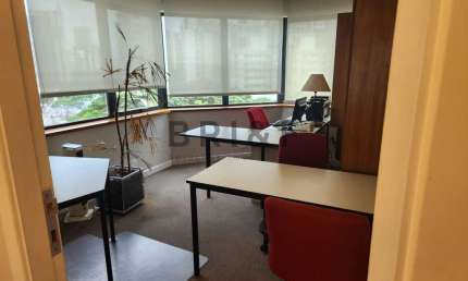 CONJUNTO COMERCIAL PARA VENDA E LOCAÇÃO 107M², 5 SALAS, BROOKLIN - SÃO PAULO