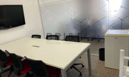 Sala comercial com 3 salas para alugar na Avenida Doutor Chucri Zaidan, 1550, Vila Cordeiro, São Paulo