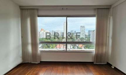 Apartamento para locação, 124m², 3 quartos sendo 1 suite,  ar condicionado, 2 vagas. Brooklin