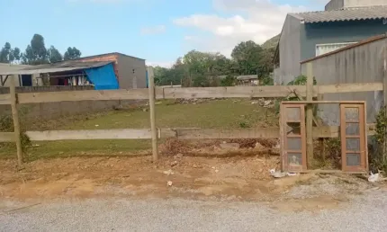 Terreno à venda no Santa Lídia, Penha 
