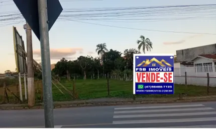Terreno à venda no Santa Lídia, Penha 