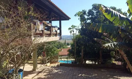 Excelente propriedade dentro de Conjunto Residencial com portaria 24 hs e ronda noturna