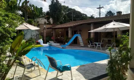 'Chácara dos Sonhos em Atibaia: Luxo, Conforto e Segurança por um Preço Irresistível!'
