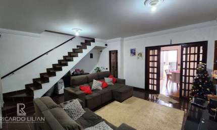 Sobrado Exclusivo no Paraventi: Conforto, Elegância e Localização Privilegiada!