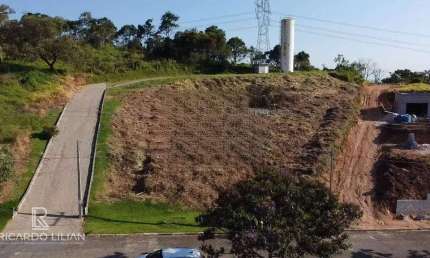 Terreno em Conjunto residencial de Alto Padrão - Atibaia.