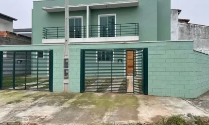Sobrado com 3 dormitorios e duas vagas na cidade de Mogi das Cruzes - Brás Cubas