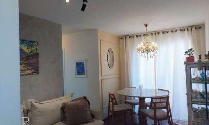 Apartamento com 3 dormitorios sendo uma suite e duas vagas no Cambuci.