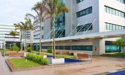 Sala comercial à venda na Paralela, Salvador-BA, com 2 salas, 2 banheiros, 2 vagas de garagem e 74m² de área.