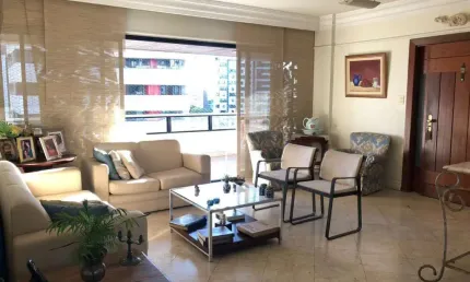 Apartamento à venda na Graça, Salvador-BA: 4 quartos, 4 suítes, 3 salas, 6 banheiros, 3 vagas de garagem, 174m² de área.