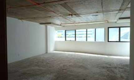 Sala Comercial à Venda em Salvador-BA, São Cristóvão: 2 Salas, 2 Banheiros, 2 Vagas, 70,66 m² de Área. Imperdível!