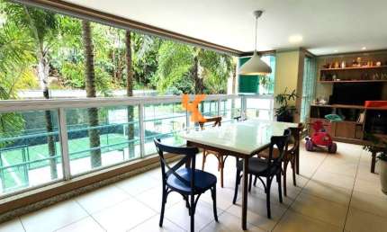 Apartamento de luxo à venda na Barra, Salvador-BA: 3 quartos, 1 suíte, 2 salas, 4 banheiros, 3 vagas de garagem, 143m².