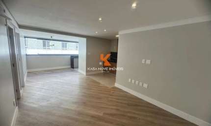 Apartamento à venda em Salvador-BA, Alphaville I: 2 quartos, 2 suítes, 2 salas, 3 banheiros, 1 vaga, 68m². Venha conferir!