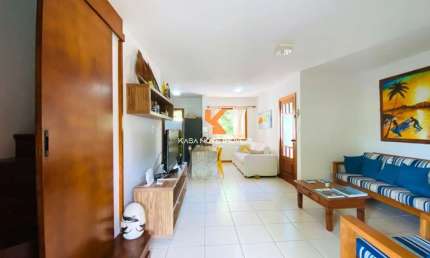 Excelente Casa em Condomínio na Praia do Forte Mata de São João-BA: 3 Quartos, 2 Suítes, 2 Salas, 3 Banheiros, 2 Vagas de Garagem!