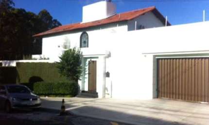 Casa em Condomínio à Venda em Salvador-BA, Itaigara: 4 Quartos, 4 Suítes, 4 Salas, 6 Banheiros, 5 Vagas, 520m².